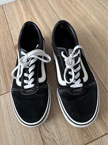 Vans Görüldüğü gibi