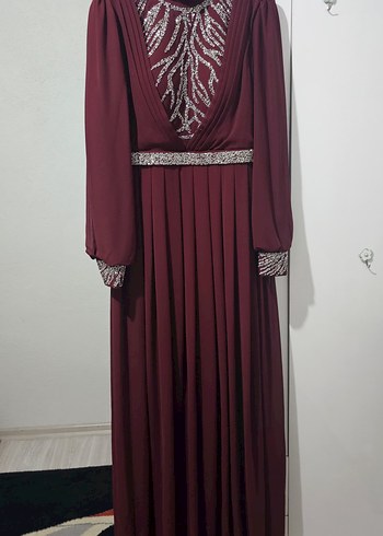 Bordo Uzun Kollu İşlemeli Abiye Elbise