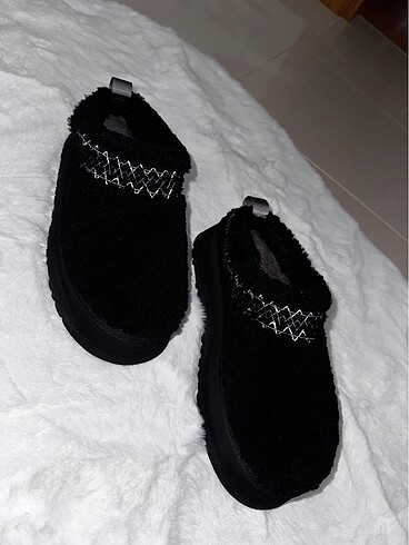 Ugg tazz braid