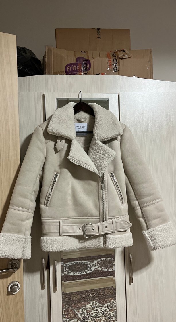 Stradivarius Kadın Süet Mont - Görsel 4