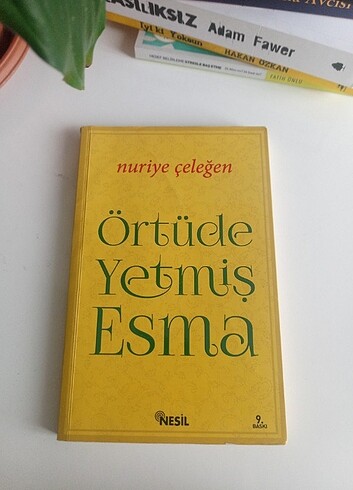 Örtüde Yetmiş Esma. Nuriye Çeleğen