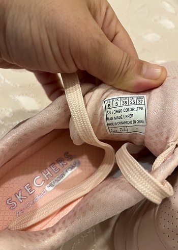 38 Beden Pembe Yüksek Topuklu Skechers Spor Ayakkabı