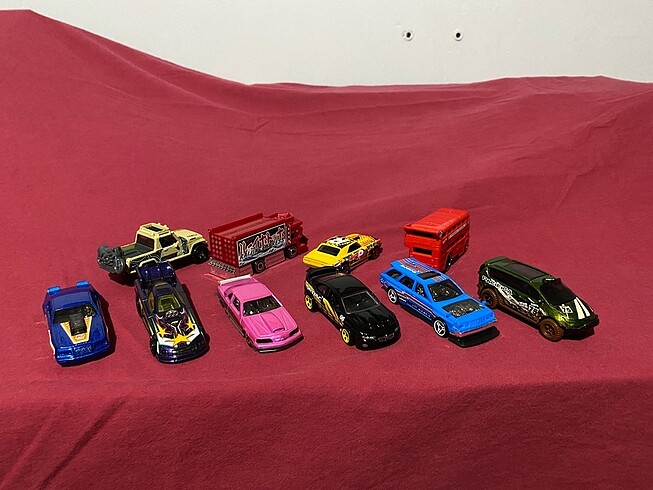  Beden Hotwheels tekli araçlar