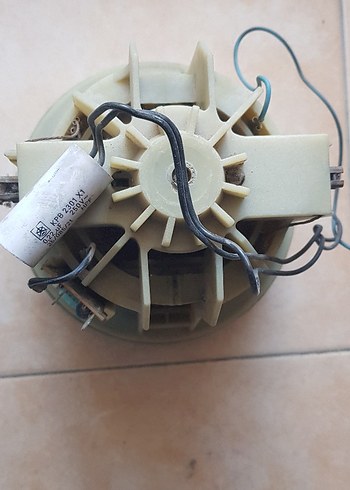 Bej ve Gri Elektrikli Süpürge Motoru - Görsel 3