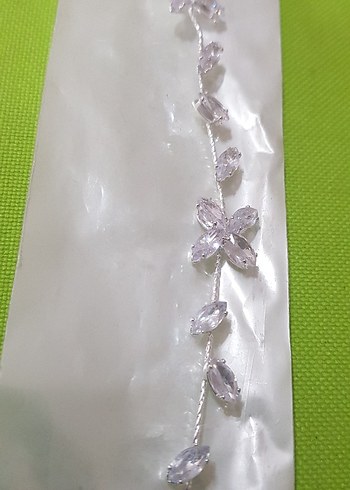 Taşlı Beyaz Payetli Saç Aksesuarları - Görsel 2