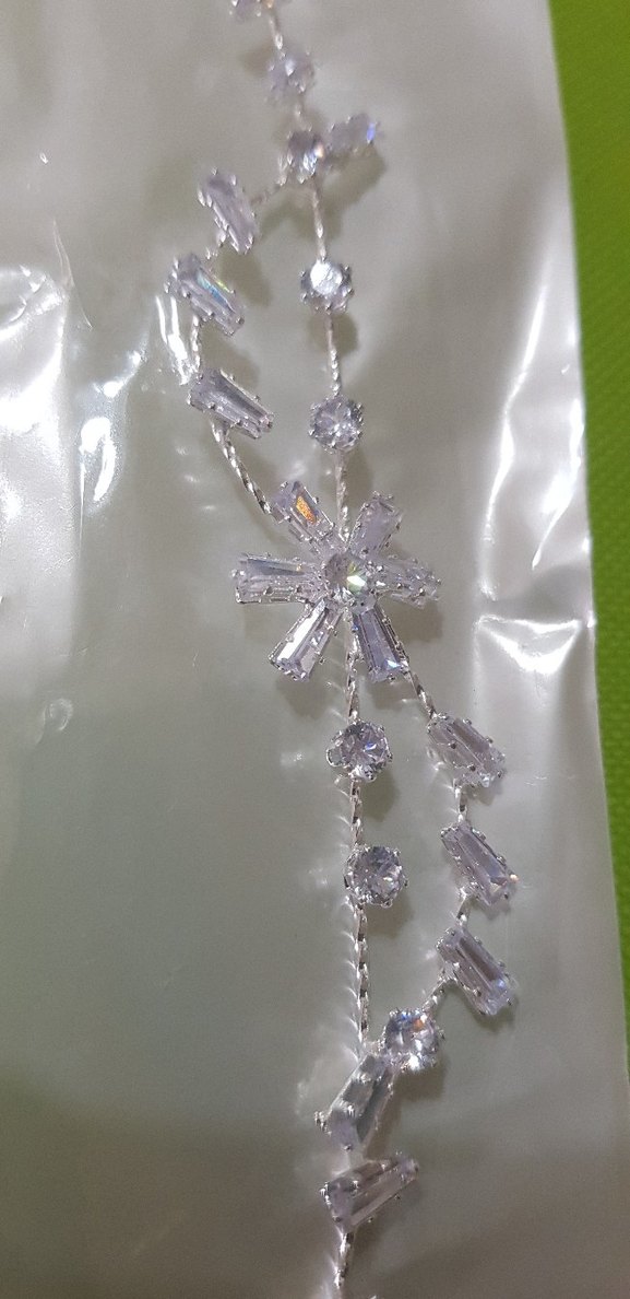 Taşlı Beyaz Payetli Saç Aksesuarları - Görsel 3