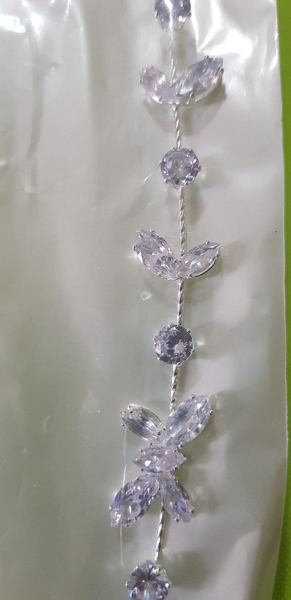 Taşlı Beyaz Payetli Saç Aksesuarları - Görsel 5