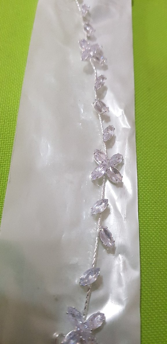 Taşlı Beyaz Payetli Saç Aksesuarları - Görsel 2