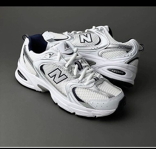 New Balance 530