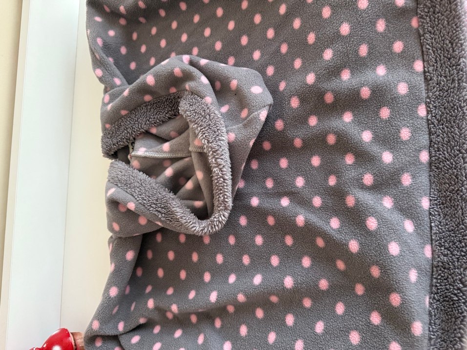 Gri pembe puantiyeli panço - Görsel 4