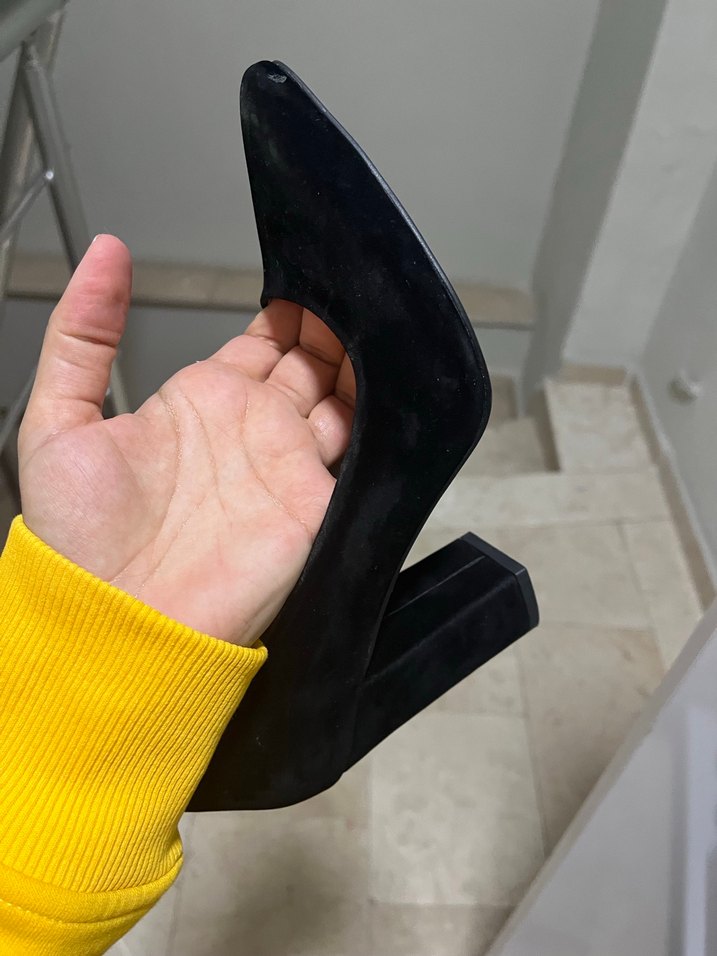 Siyah Yılan Desenli Tokalı Kadın Topuklu Ayakkabı - Görsel 4