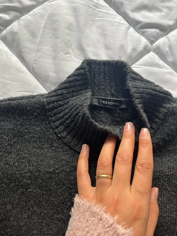 Gri Kadın Boğazlı Örgü Yün Kazak - Görsel 3
