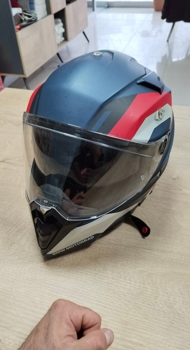 BMW motorsiklet kaskı - Görsel 2