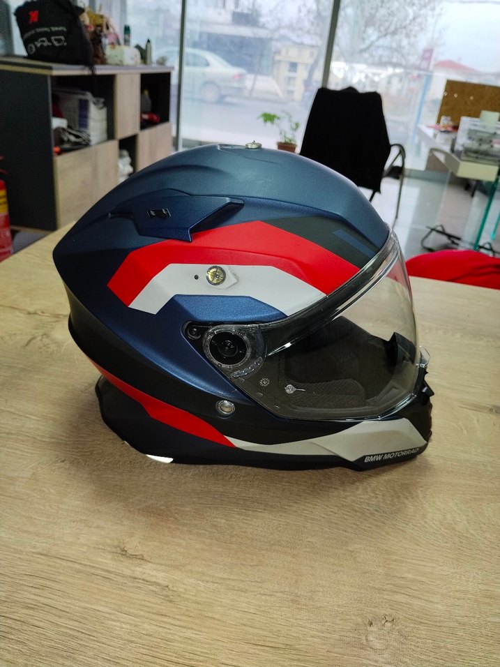 BMW motorsiklet kaskı - Görsel 3