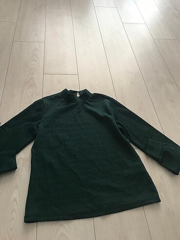 Yeşil üst bluz