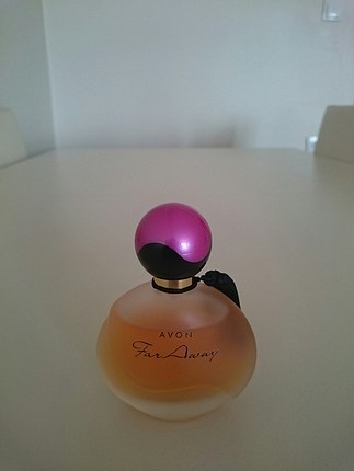 avon faraway 50 ml