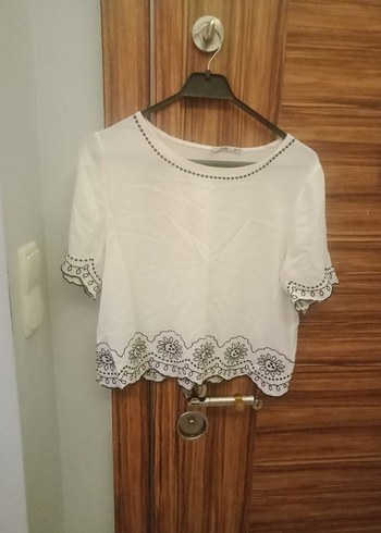 Nakışlı Dantel Detaylı Kısa Kollu Bohem Bluz - Görsel 2