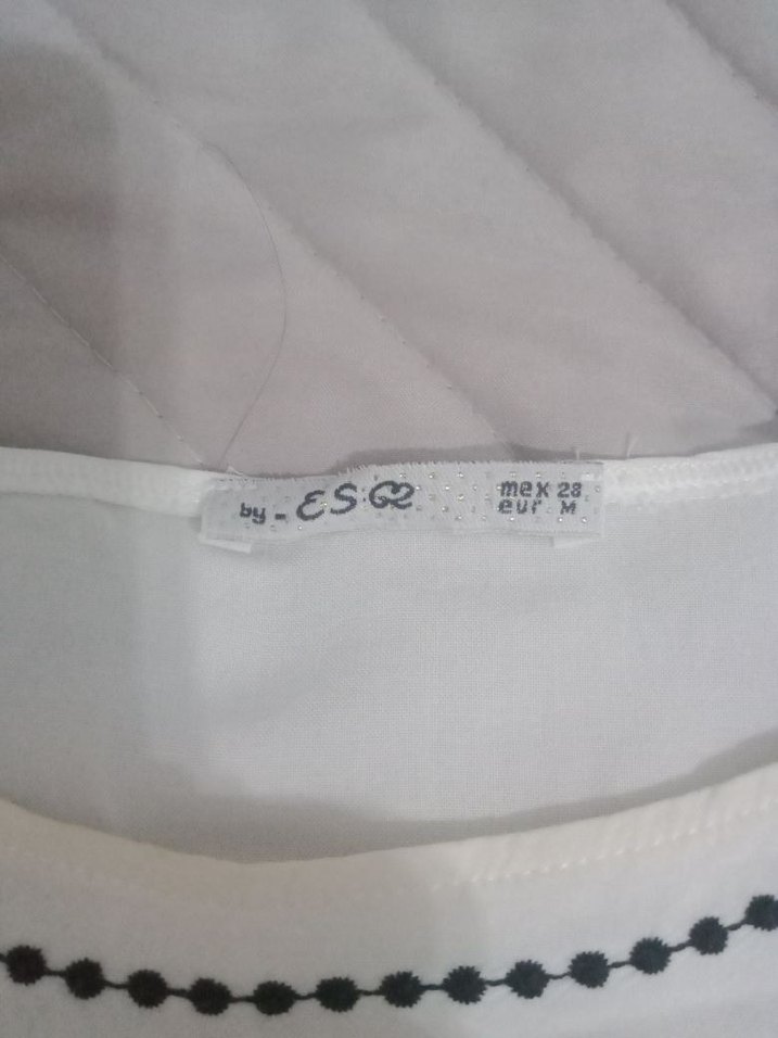 Nakışlı Dantel Detaylı Kısa Kollu Bohem Bluz - Görsel 3