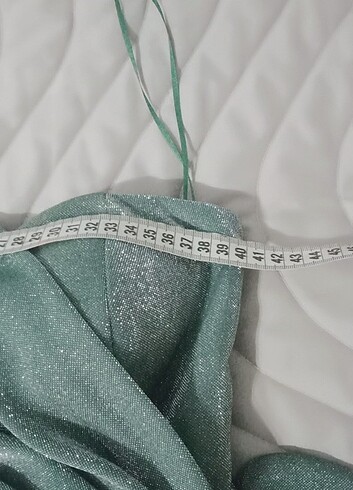 HARİKA BİR GECE ELBİSESİ - Görsel 8