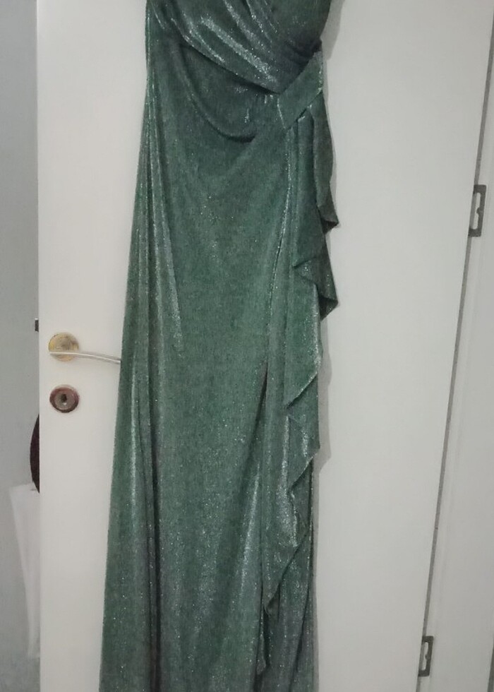 HARİKA BİR GECE ELBİSESİ - Görsel 5