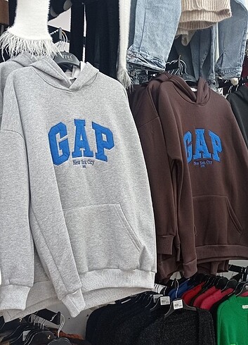 Gap Sweatshirt 