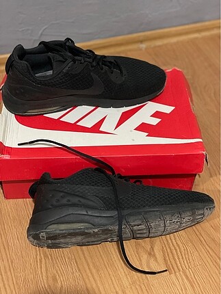 Nike spor ayakkabı