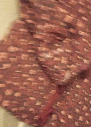 Kız Çocuk Kahverengi Kapüşonlu Yılan Desenli Mont - Görsel 3