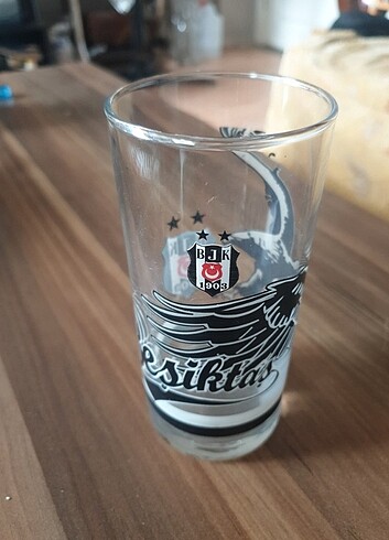 Beşiktaş cam bardak