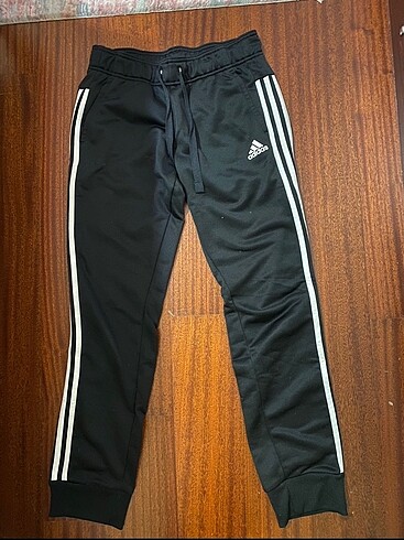 s Beden Adidas Eşofman
