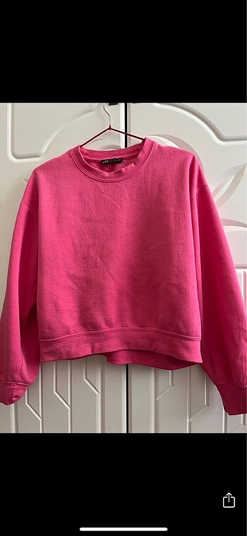 Zara sweatshirt