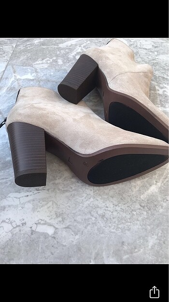 39 Beden ten rengi Renk Nine west Taş rengi süet bot