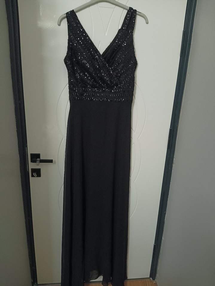 Siyah İşlemeli V Yakalı Uzun Abiye Elbise - Görsel 5