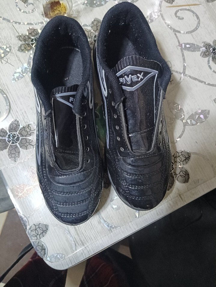 Erkek Siyah Yılan Desenli Futbol Ayakkabısı - Görsel 2