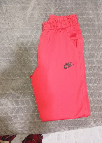 Nike Kadın Kırmızı Rahat Kesim Eşofman Altı - Görsel 2