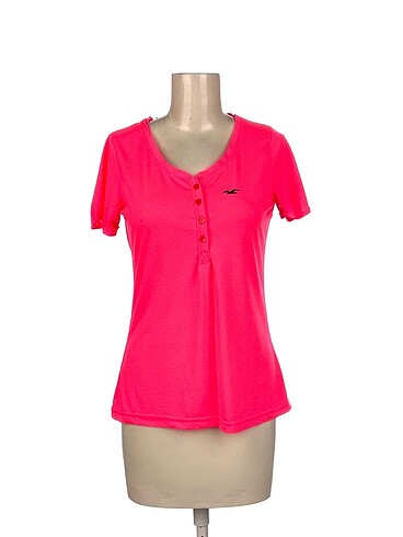 PreLoved T-shirt %70 İndirimli.