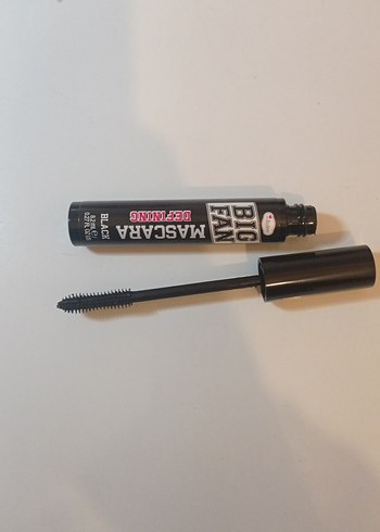The Balm Big Fan Defining Maskara Siyah - Görsel 5