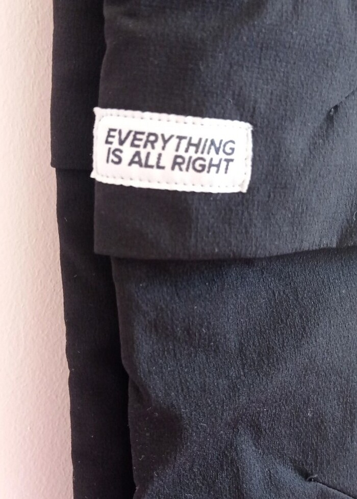 Siyah Kargo Pantolon Büzgülü Paça LC Waikiki  - Görsel 4