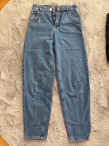 Pull & Bear Momjean