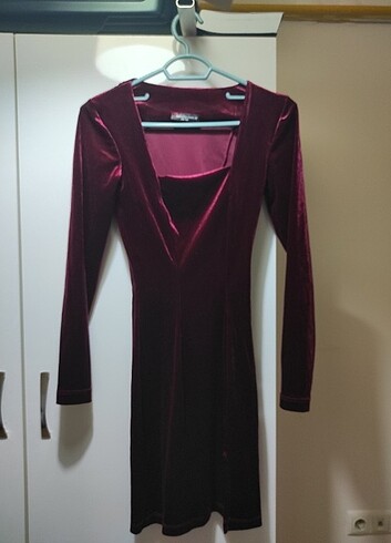 xs Beden Kadife Mini Yırtmaçlı Bordo Elbise 