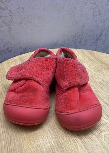 Kız Çocuk Kırmızı Sıcak Terlikler - Görsel 3