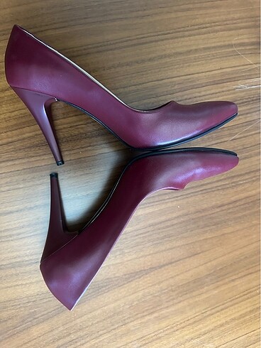 38 Beden Bordo stiletto topuklu ayakkabı