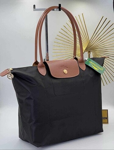 Longchamp 1 