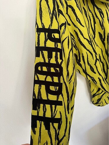 l Beden Outkast people sweatshirt