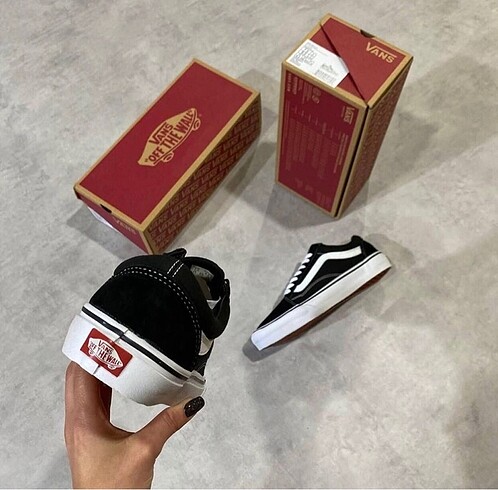 Vans VANS OLD SKOOL