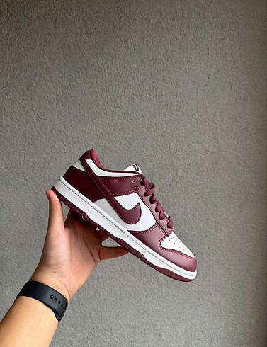 40 Beden NİKE DUNK LOW BORDO