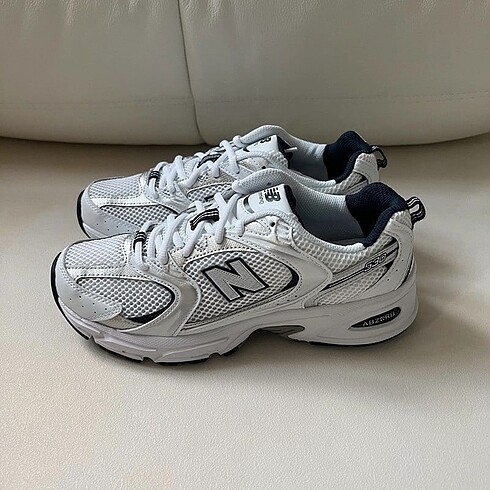 37 Beden beyaz Renk New Balance 530