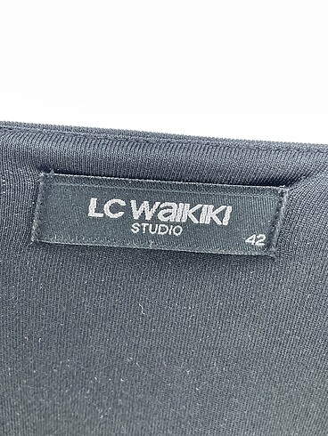 42 Beden siyah Renk LC Waikiki Kısa Elbise %70 İndirimli.