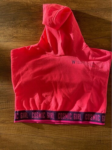 Lc Waikiki crop