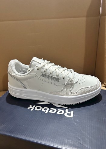 Beyaz Platform Tabanlı Reebok Kadın Spor Ayakkabı