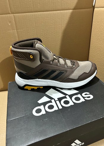 Adidas 40